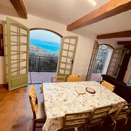 Villa Magnifique Climatisé Avec Vue Ref Les Calanques Saint-Raphaël
